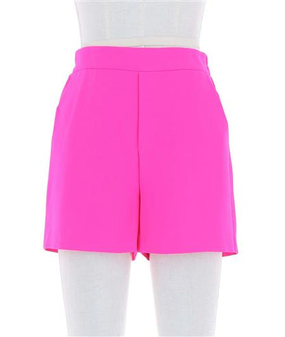 Shorts ajustados con espalda elástica